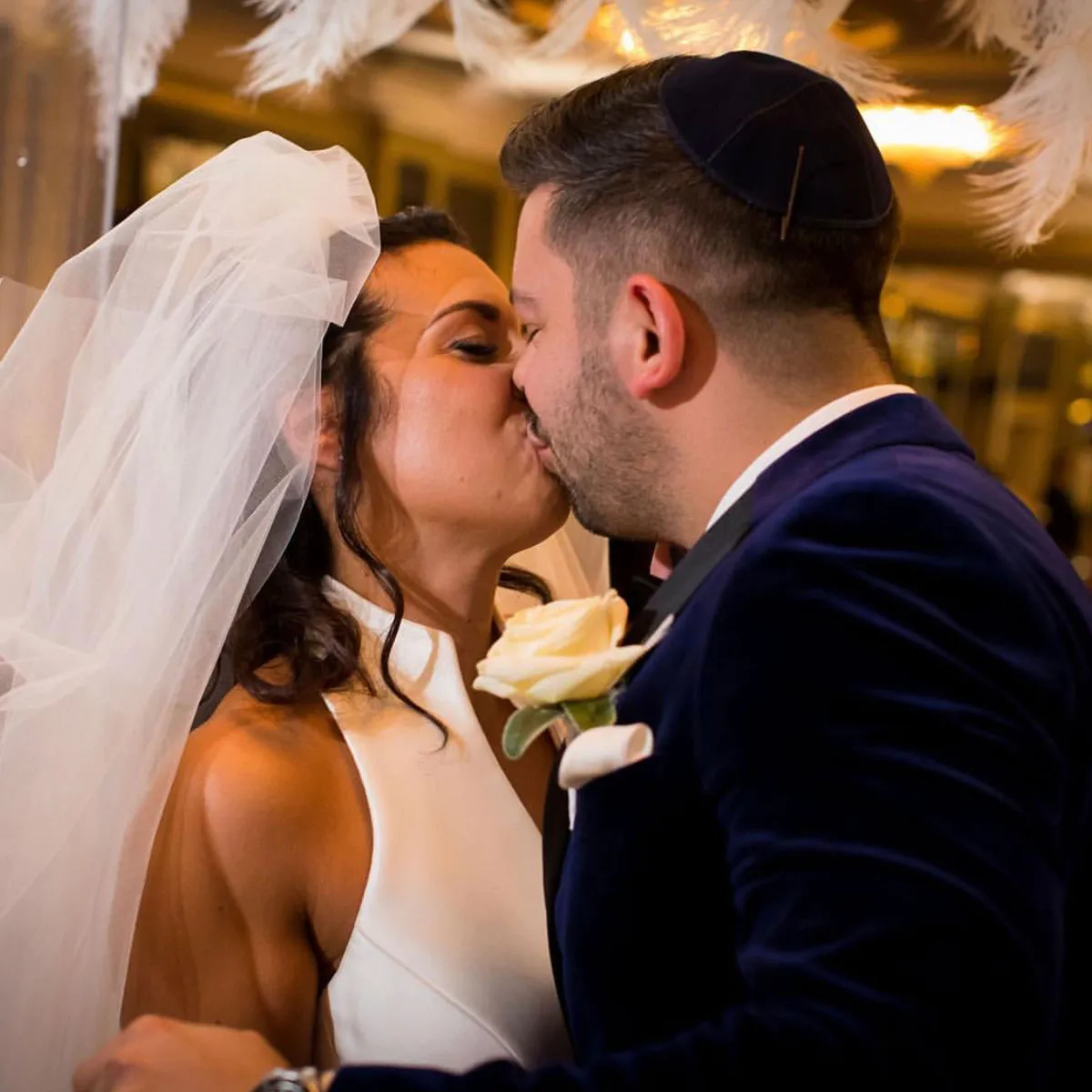 JAY'S CHIC LONDON WEDDING DRESS